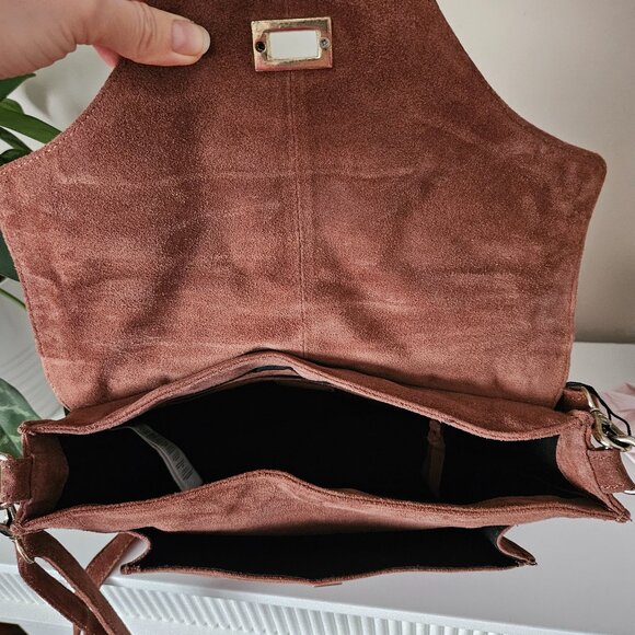 Mango Suede Messanger Bag with adjustable crossbody strap - Picture 5 of 10